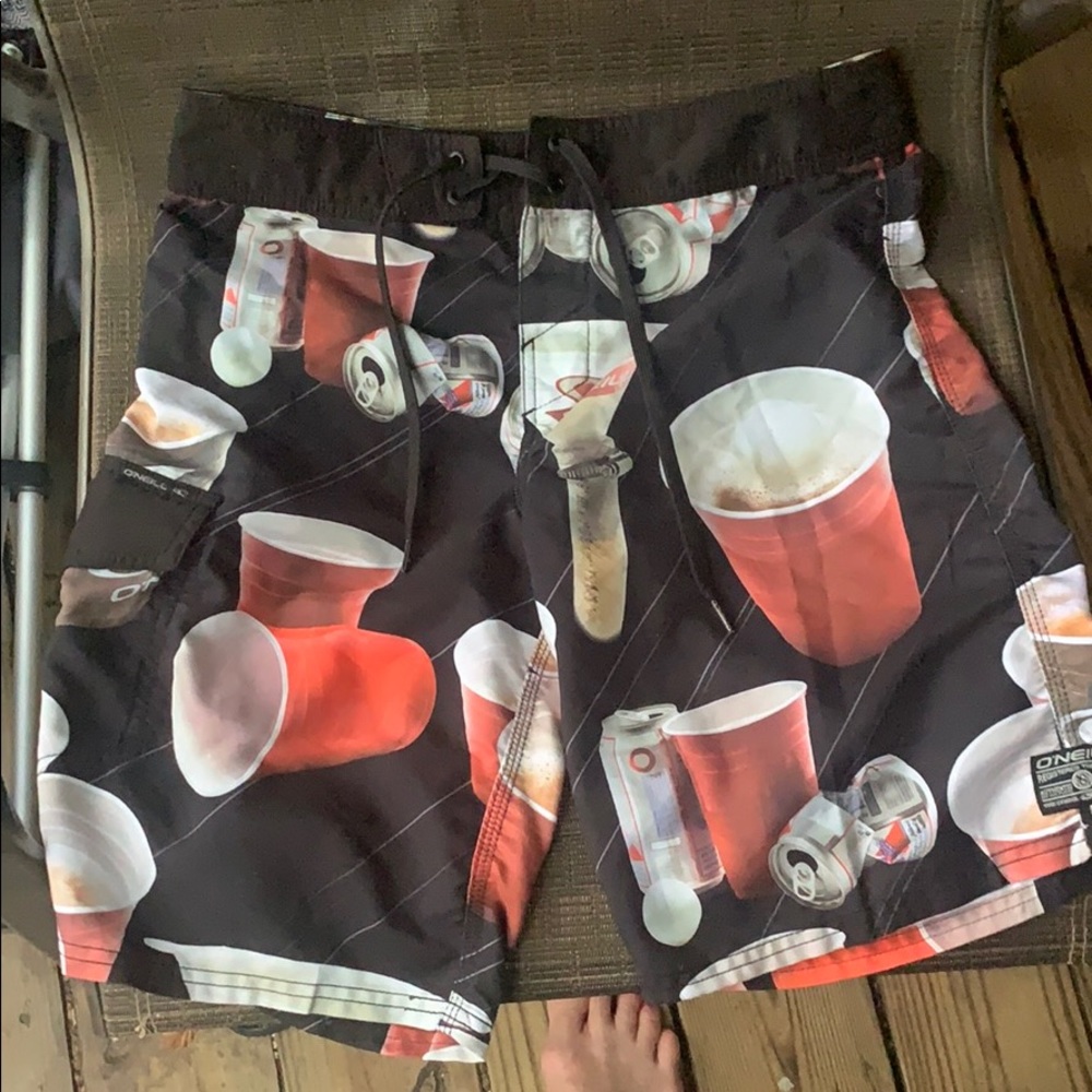 Mens beer pong printed board shorts. Size 31